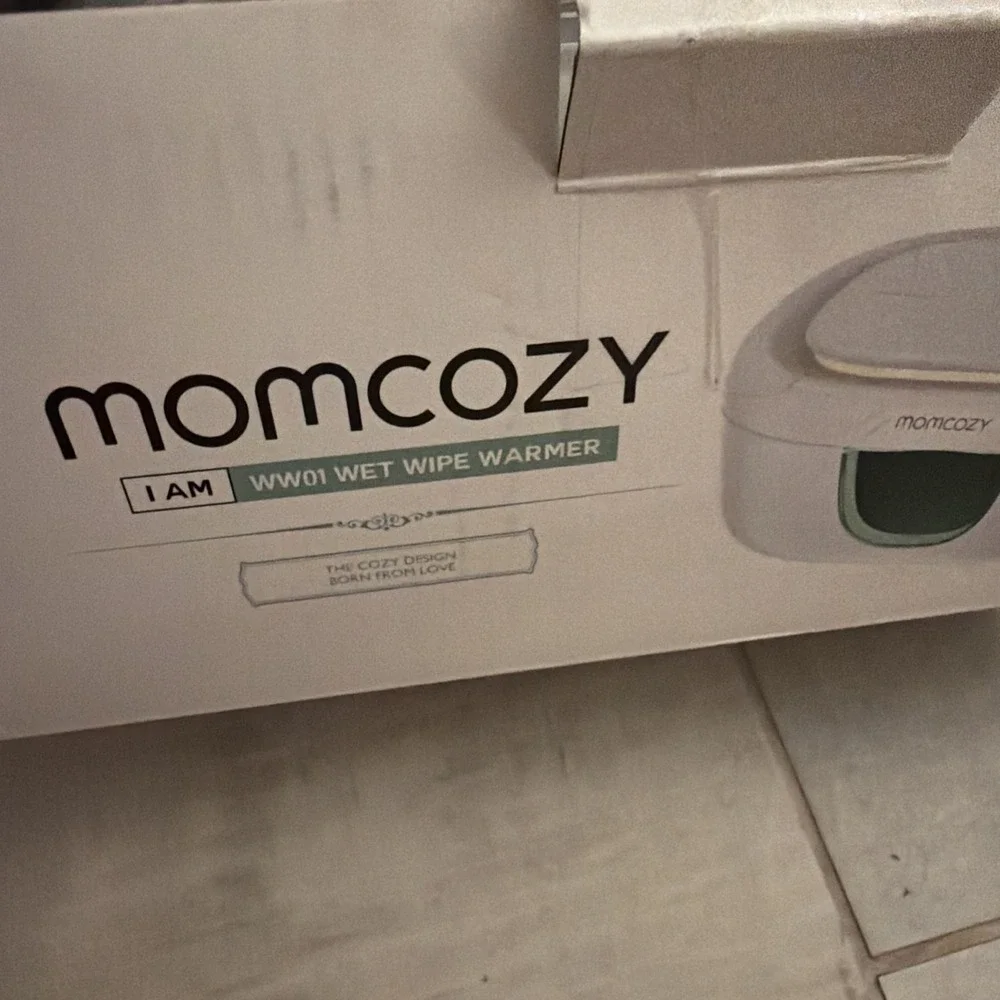 Momcozy wet wipe